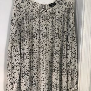 Light flowy long sleeve Michel Studio top